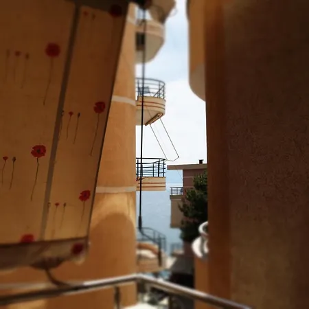 Apartment Tranquil In Sarande.
